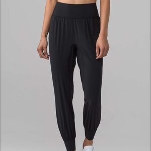 Lululemon Sun Setter Jogger Sz 6